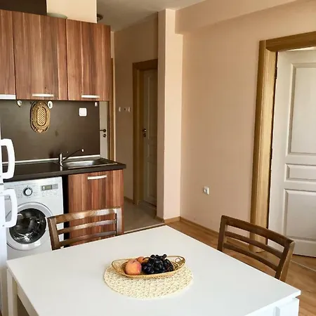 Apartment Messembria Palace *